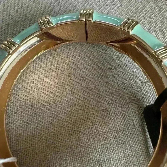 J.  Crew Enamel Bangle - Picture 2 of 5